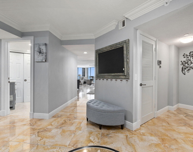 9600 S Ocean Drive - Photo Thumbnail 3