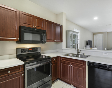 4170 Napoli Lake Drive - Photo Thumbnail 15