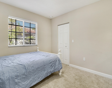 4170 Napoli Lake Drive - Photo Thumbnail 21