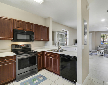 4170 Napoli Lake Drive - Photo Thumbnail 16