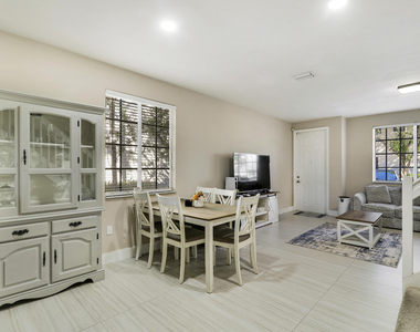 4170 Napoli Lake Drive - Photo Thumbnail 10
