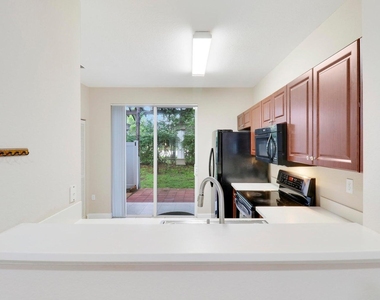 4170 Napoli Lake Drive - Photo Thumbnail 12