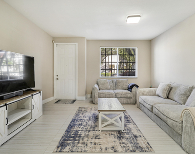 4170 Napoli Lake Drive - Photo Thumbnail 2