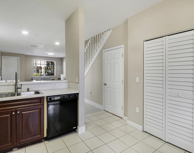4170 Napoli Lake Drive - Photo Thumbnail 17