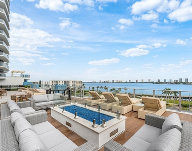 220 Lake Shore Drive - Photo Thumbnail 60