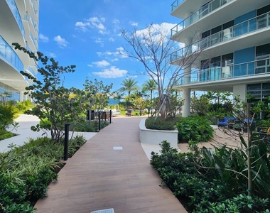 220 Lake Shore Drive - Photo Thumbnail 67
