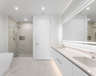 220 Lake Shore Drive - Photo Thumbnail 23