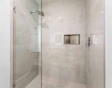 220 Lake Shore Drive - Photo Thumbnail 28