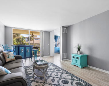 2525 Florida Boulevard - Photo Thumbnail 4