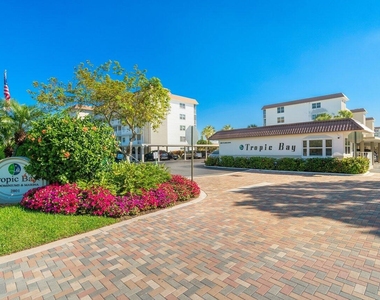 2525 Florida Boulevard - Photo Thumbnail 21