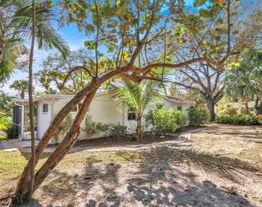 601 Paulina Road - Photo Thumbnail 30