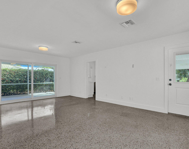 601 Paulina Road - Photo Thumbnail 7