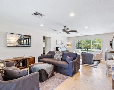 356 Mars Avenue - Photo Thumbnail 14