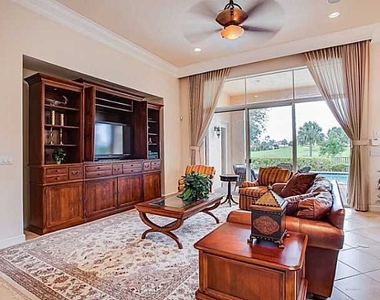 120 Viera Drive - Photo Thumbnail 2