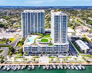 220 Lake Shore Drive - Photo Thumbnail 1