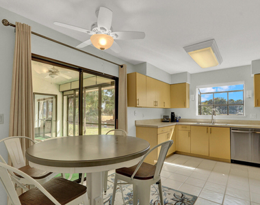 4004 Sw Osprey Creek Way - Photo Thumbnail 12