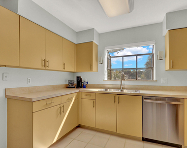 4004 Sw Osprey Creek Way - Photo Thumbnail 11