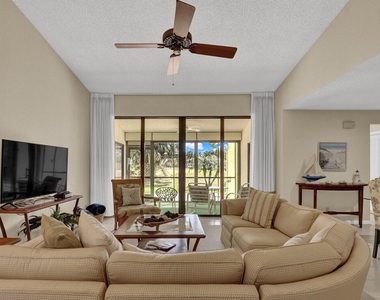 4004 Sw Osprey Creek Way - Photo Thumbnail 4