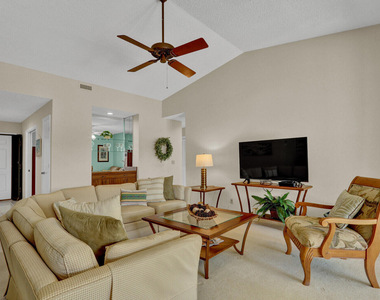 4004 Sw Osprey Creek Way - Photo Thumbnail 6