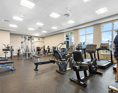 2400 S Ocean Drive - Photo Thumbnail 7