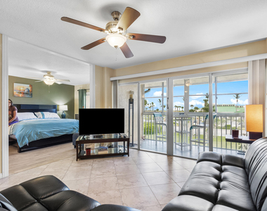 2400 S Ocean Drive - Photo Thumbnail 2