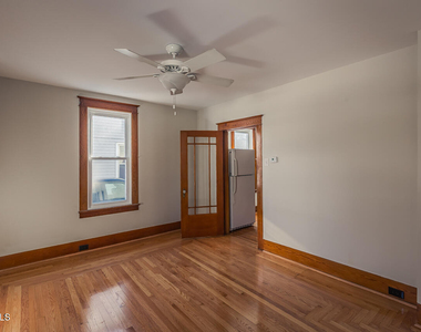 65 Van Derveer Street - Photo Thumbnail 8