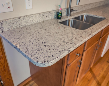 65 Van Derveer Street - Photo Thumbnail 1
