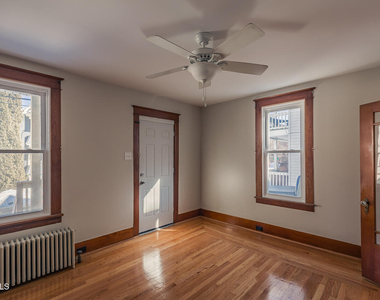 65 Van Derveer Street - Photo Thumbnail 12