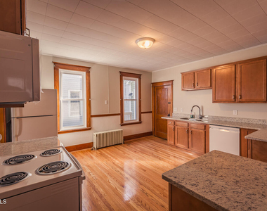 65 Van Derveer Street - Photo Thumbnail 5
