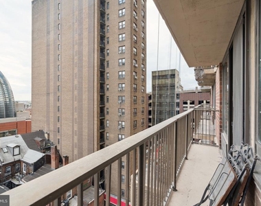 1420 Locust Street - Photo Thumbnail 2