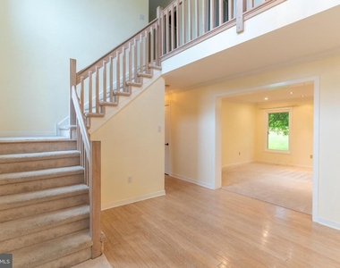 56 W Windrose Drive - Photo Thumbnail 2