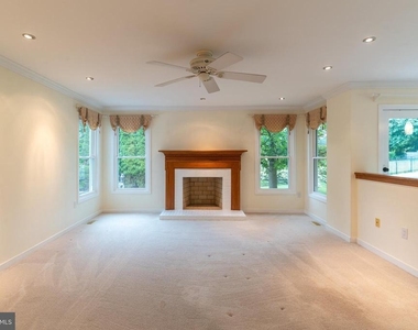 56 W Windrose Drive - Photo Thumbnail 30