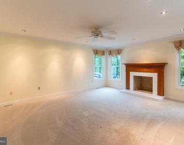 56 W Windrose Drive - Photo Thumbnail 29