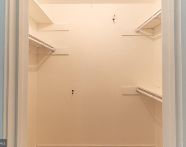 56 W Windrose Drive - Photo Thumbnail 61