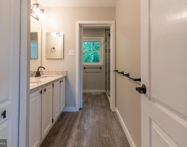 56 W Windrose Drive - Photo Thumbnail 51