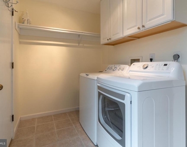 56 W Windrose Drive - Photo Thumbnail 16