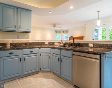 56 W Windrose Drive - Photo Thumbnail 23