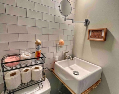 211 Ashe Avenue - Photo Thumbnail 4