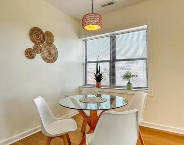 80 New York Avenue Nw - Photo Thumbnail 4