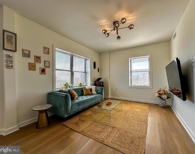 80 New York Avenue Nw - Photo Thumbnail 7