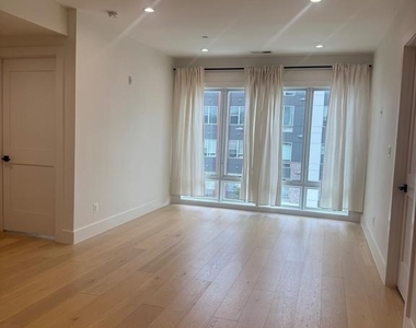 1658 K Street Ne - Photo Thumbnail 1
