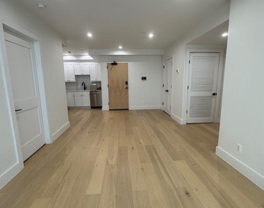 1658 K Street Ne - Photo Thumbnail 30