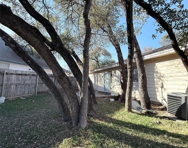 8621 Talyne Chaise Cir - Photo Thumbnail 37