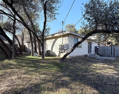 8621 Talyne Chaise Cir - Photo Thumbnail 36