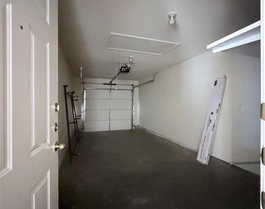8621 Talyne Chaise Cir - Photo Thumbnail 22