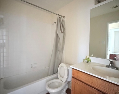 8621 Talyne Chaise Cir - Photo Thumbnail 11