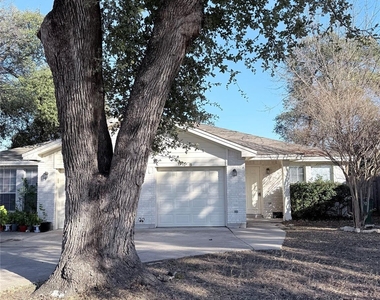 8621 Talyne Chaise Cir - Photo Thumbnail 24