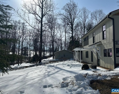652 Ivy Hl - Photo Thumbnail 1