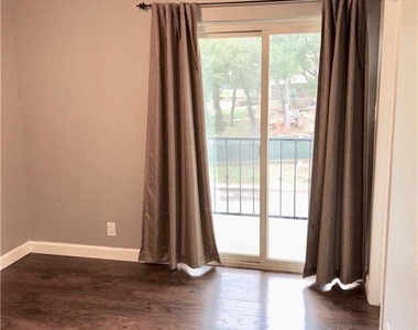 2414 Longview St - Photo Thumbnail 15