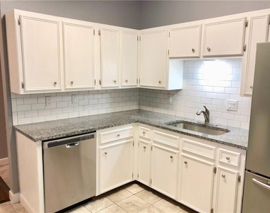 2414 Longview St - Photo Thumbnail 4